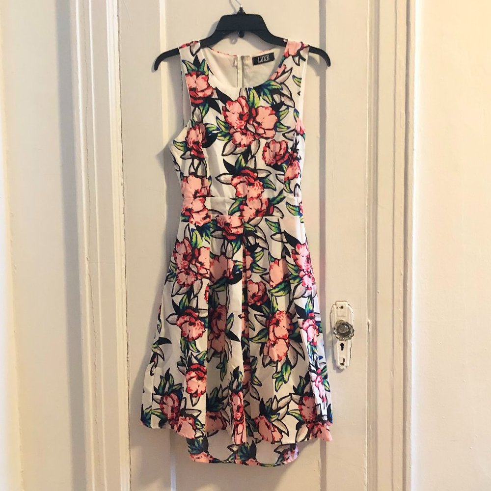 LUXE Floral Patterned Open Back Dress